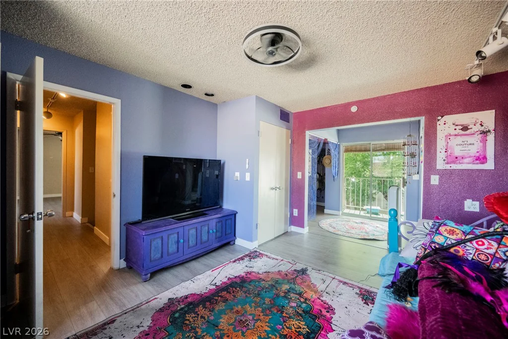 3823 Sinclair, Las Vegas, NV 89121