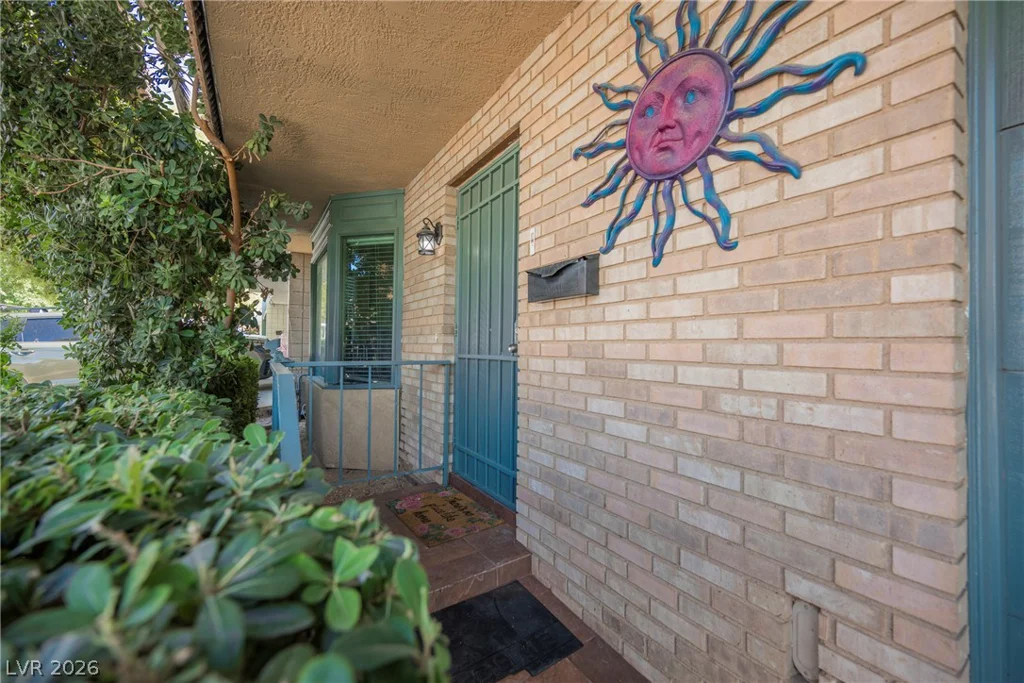 3823 Sinclair, Las Vegas, NV 89121