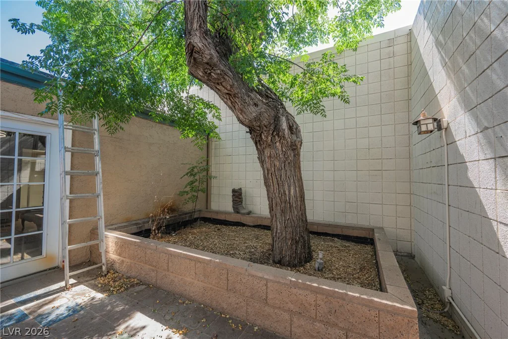 3823 Sinclair, Las Vegas, NV 89121