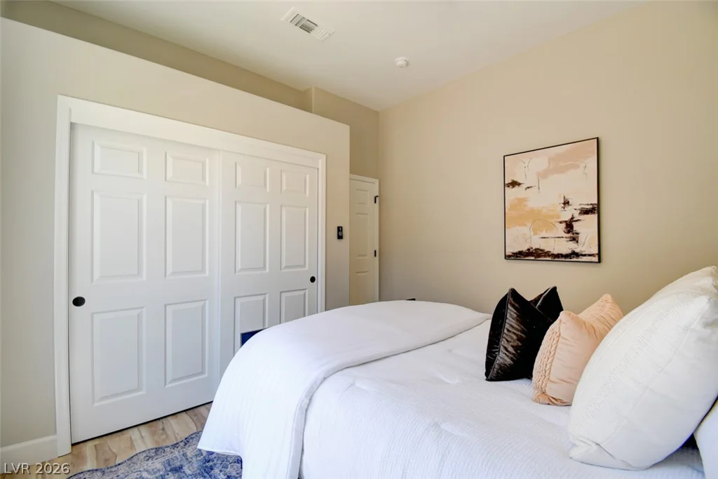 3001 Swan Hill, Las Vegas, NV 89134