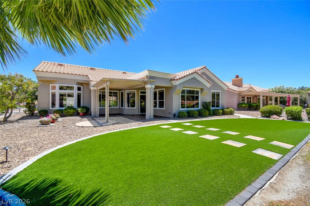 3001 Swan Hill, Las Vegas, NV 89134