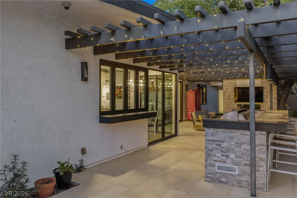 2809 Brown, Las Vegas, NV 89107