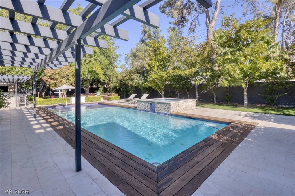 2809 Brown, Las Vegas, NV 89107