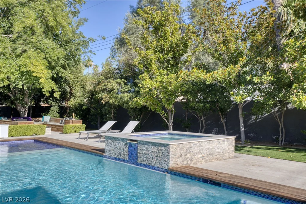 2809 Brown, Las Vegas, NV 89107