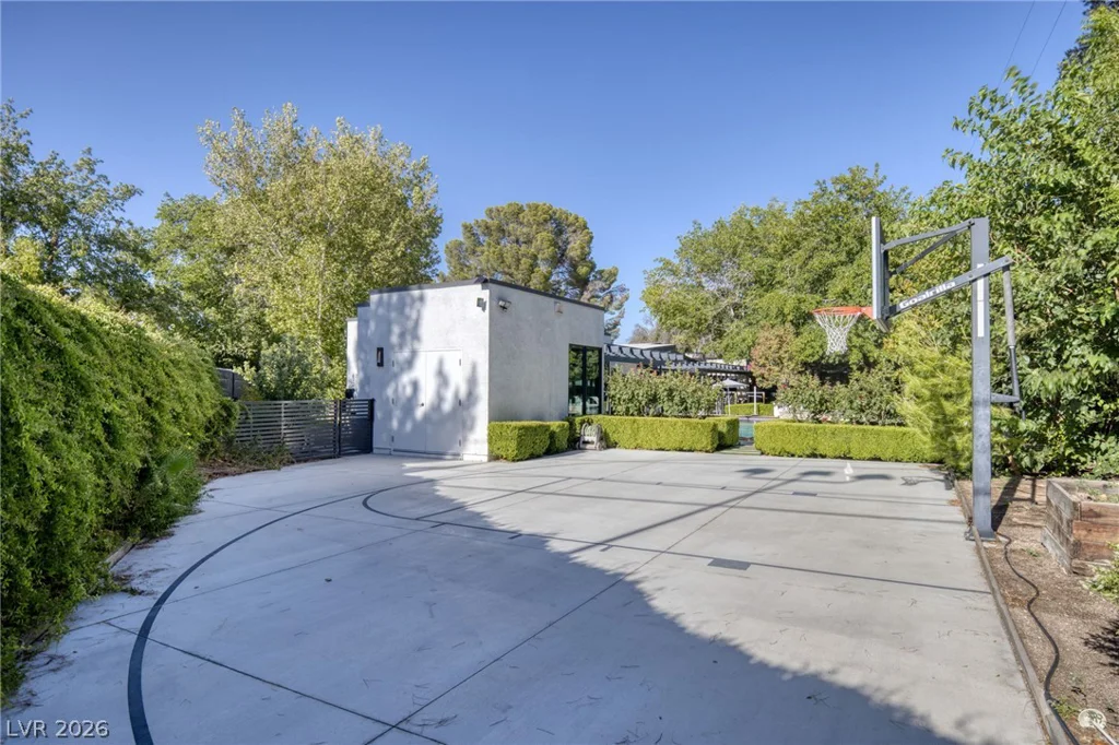 2809 Brown, Las Vegas, NV 89107