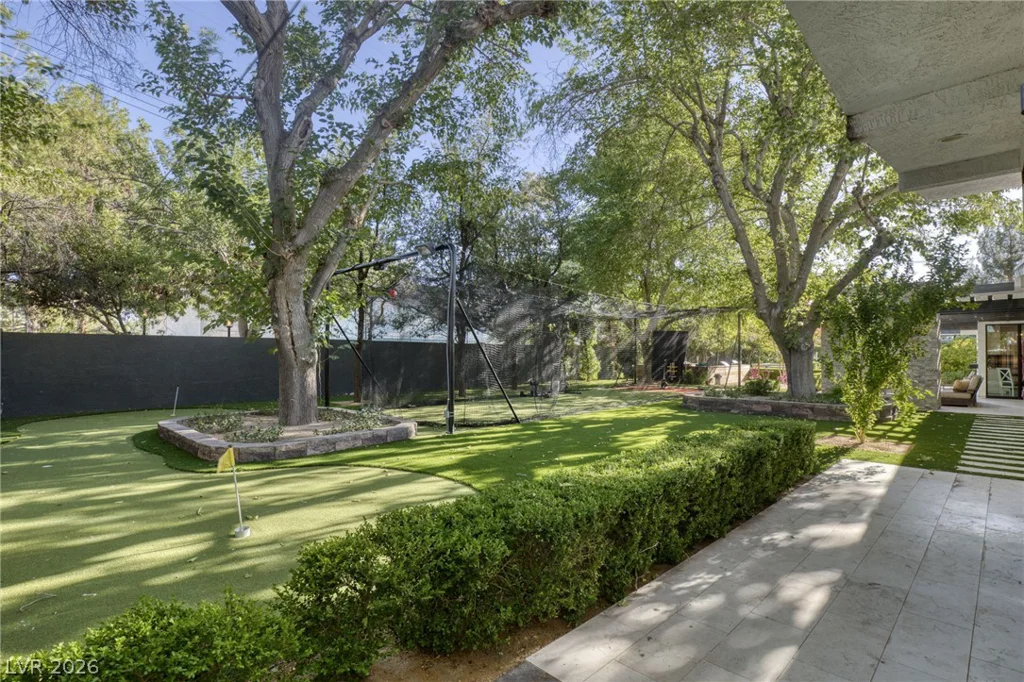 2809 Brown, Las Vegas, NV 89107