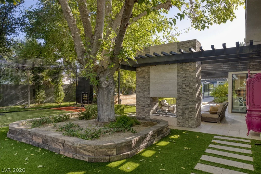 2809 Brown, Las Vegas, NV 89107