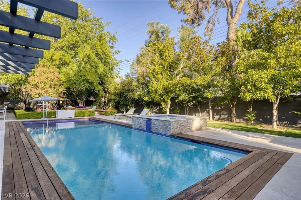 2809 Brown, Las Vegas, NV 89107