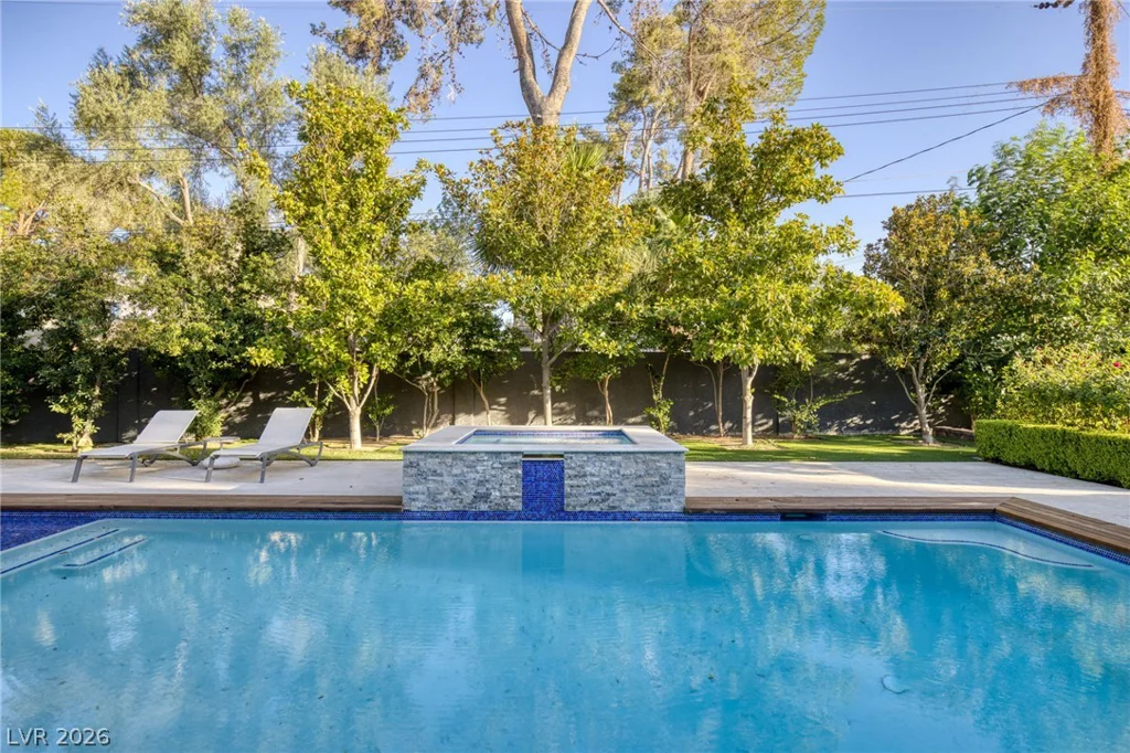 2809 Brown, Las Vegas, NV 89107