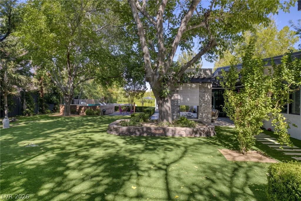 2809 Brown, Las Vegas, NV 89107