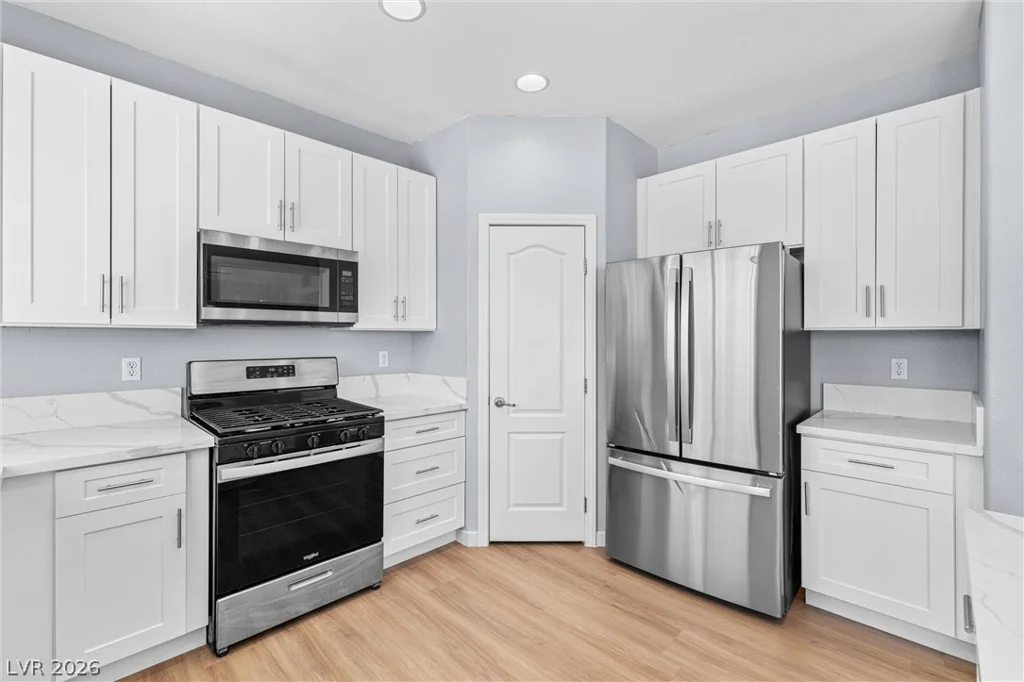 304 Iron Summit, North Las Vegas, NV 89031