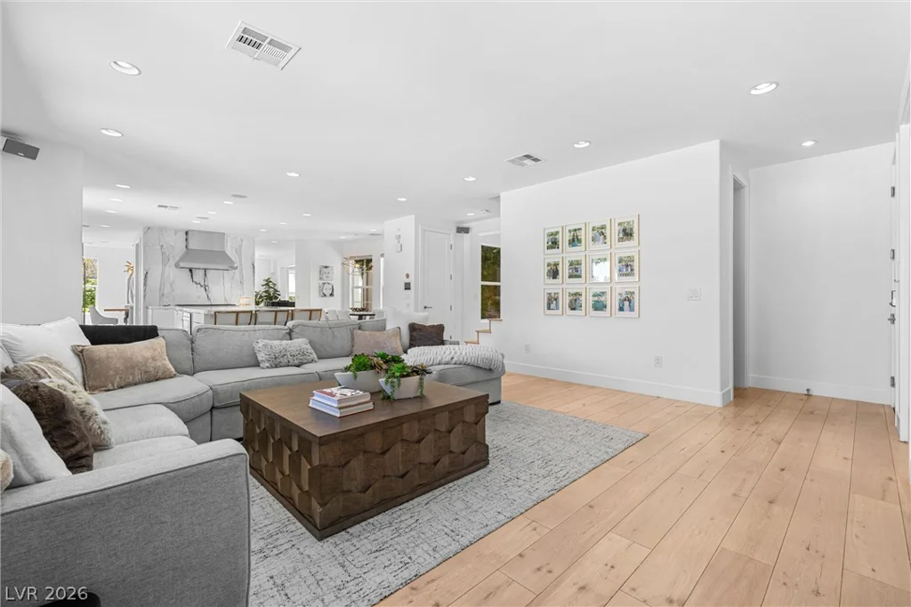 628 Coriander Canyon, Las Vegas, NV 89138