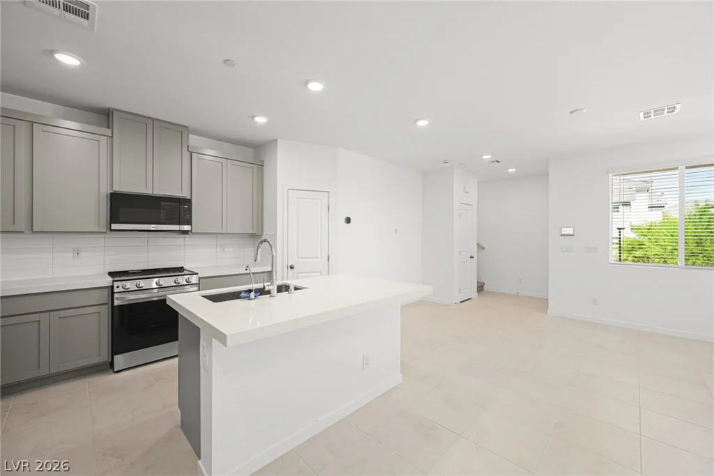 828 Atleigh, Henderson, NV 89011