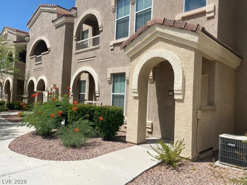 10550 Alexander, Las Vegas, NV 89129