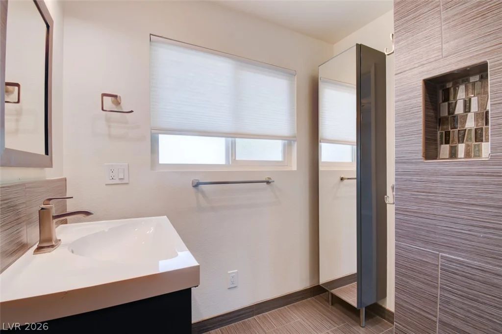 108 Hollyhock, Las Vegas, NV 89107