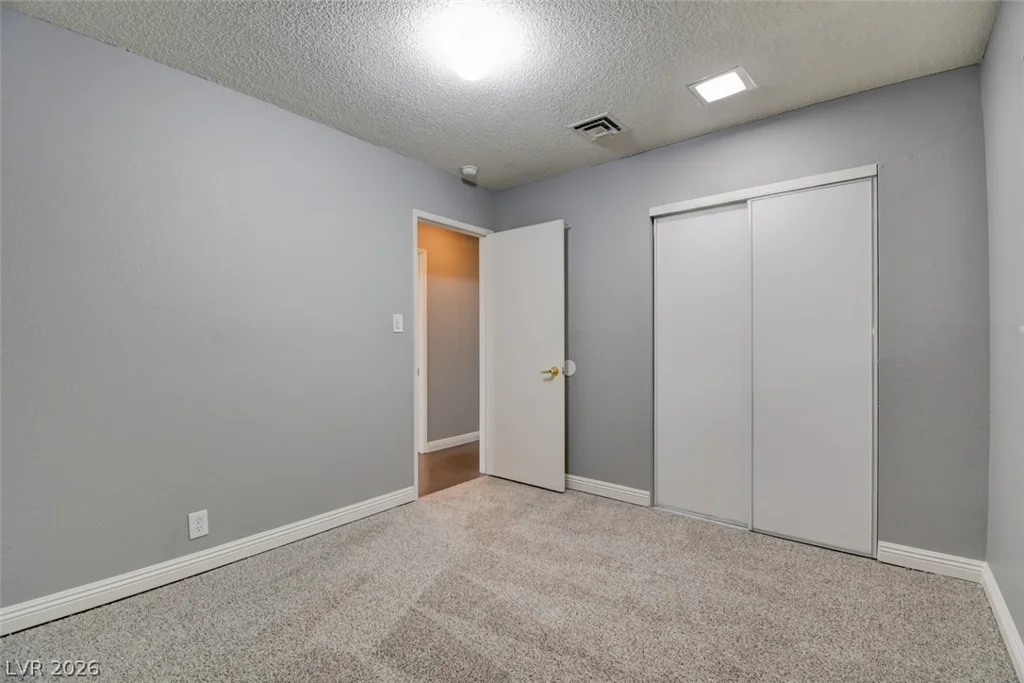 108 Hollyhock, Las Vegas, NV 89107