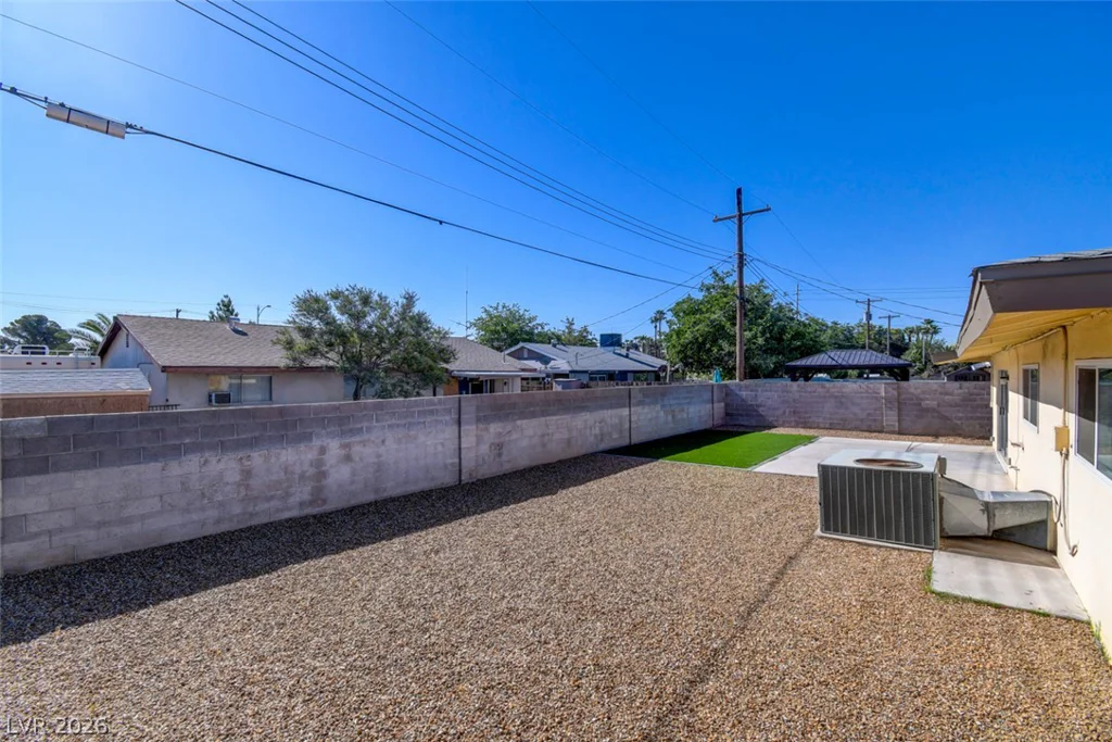 108 Hollyhock, Las Vegas, NV 89107