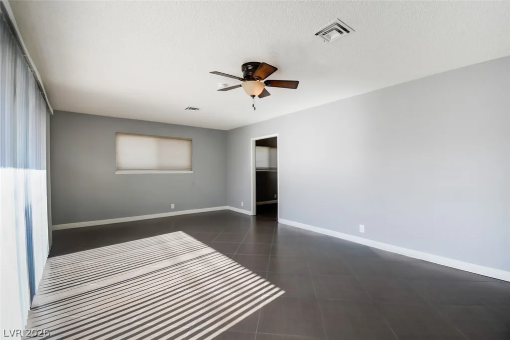 108 Hollyhock, Las Vegas, NV 89107