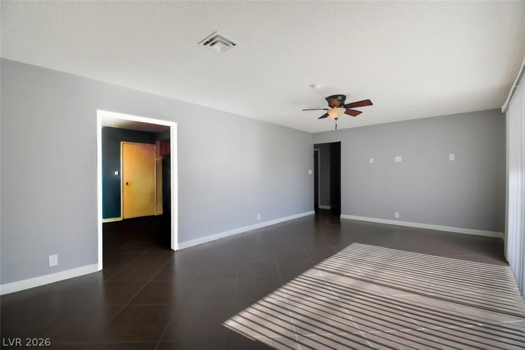 108 Hollyhock, Las Vegas, NV 89107