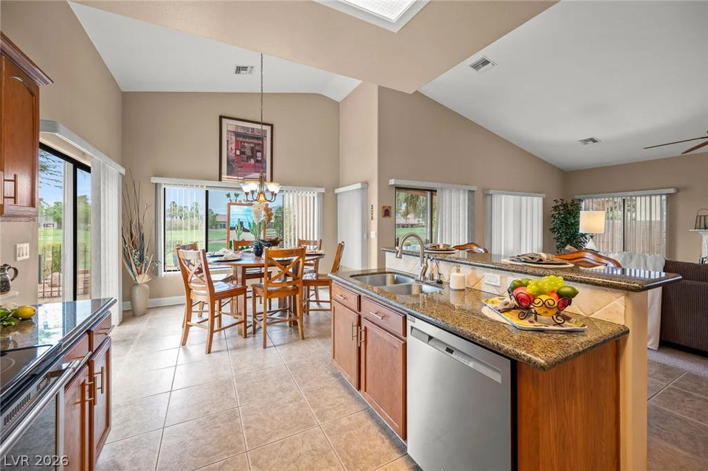 1437 Palm, Laughlin, NV 89029
