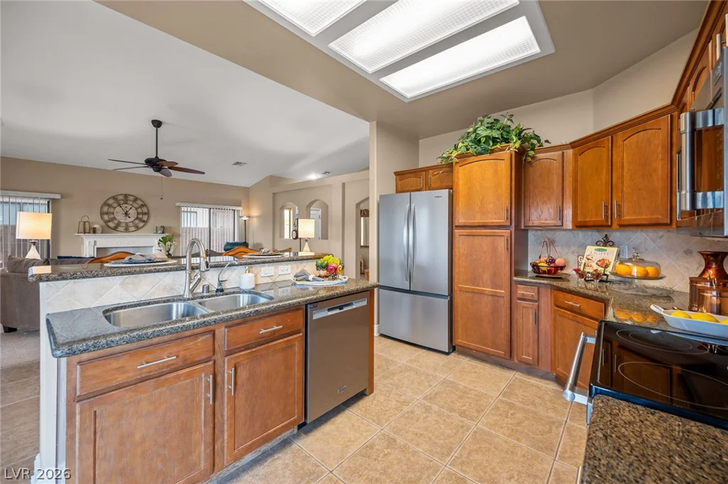 1437 Palm, Laughlin, NV 89029