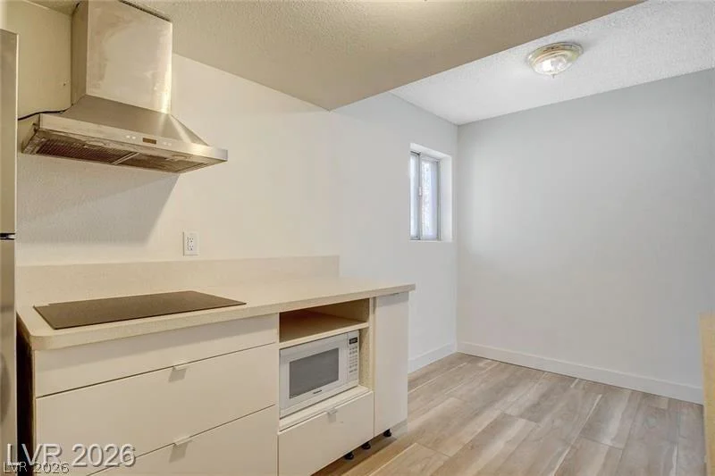 3841 Daisy, Las Vegas, NV 89119