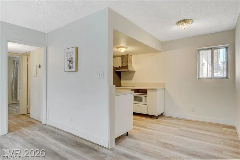 3841 Daisy, Las Vegas, NV 89119