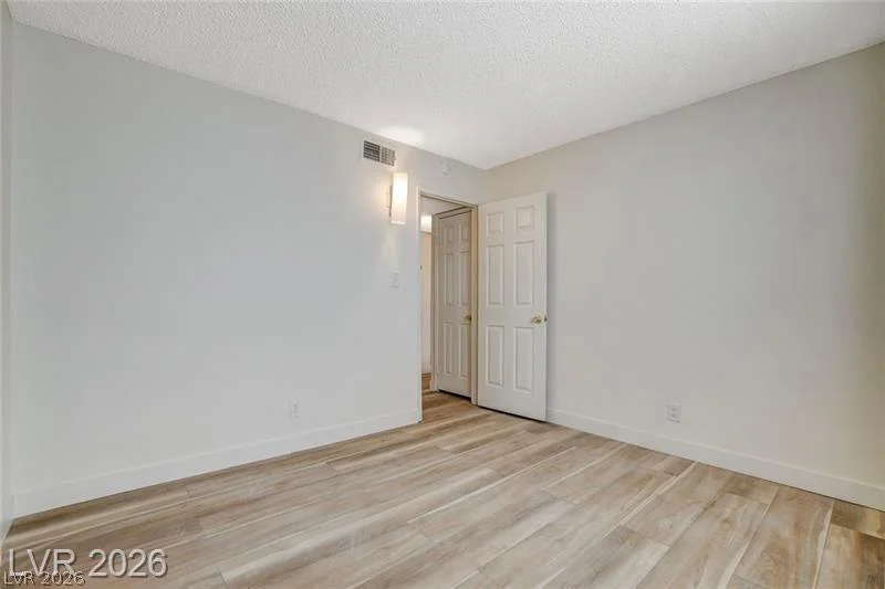 3841 Daisy, Las Vegas, NV 89119