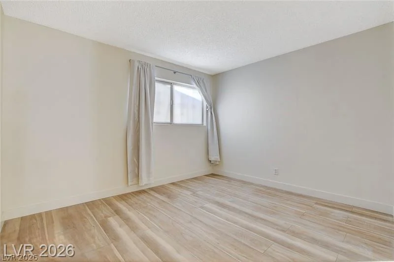 3841 Daisy, Las Vegas, NV 89119