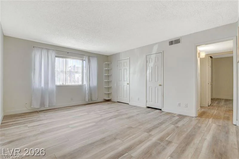 3841 Daisy, Las Vegas, NV 89119