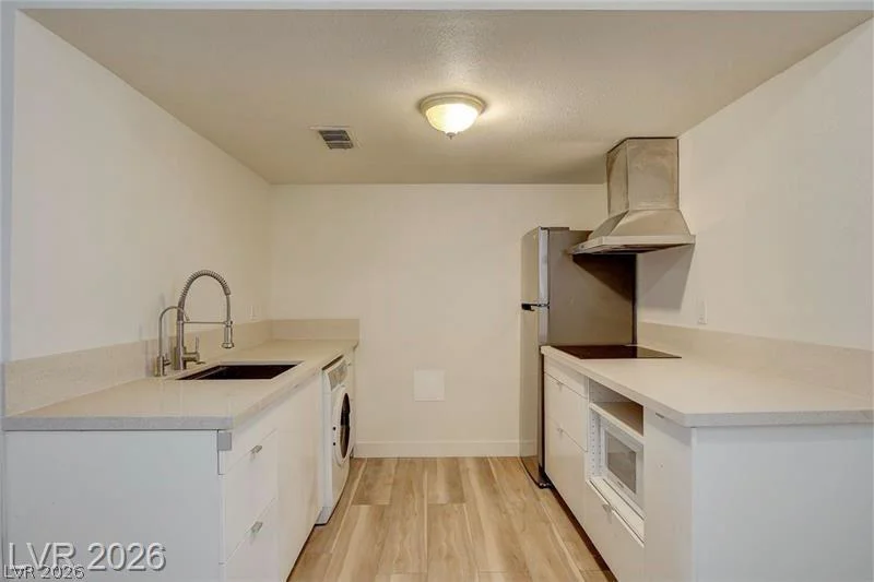 3841 Daisy, Las Vegas, NV 89119