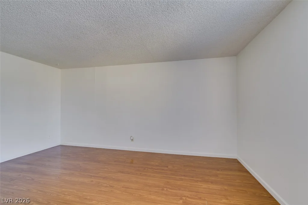 1404 Santa Anita, Las Vegas, NV 89119