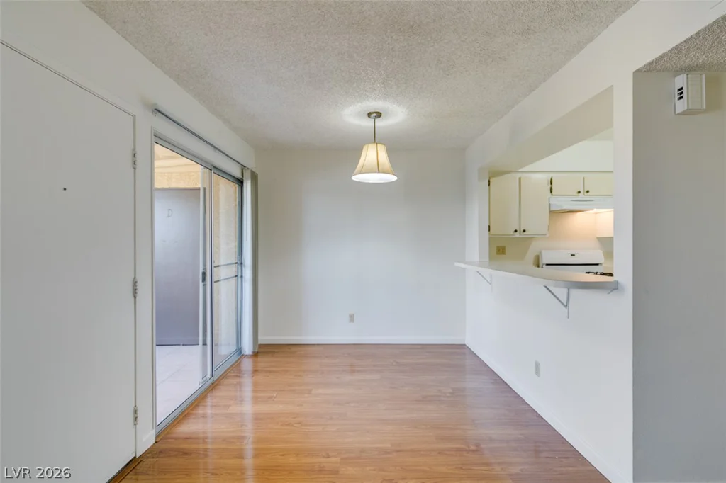 1404 Santa Anita, Las Vegas, NV 89119