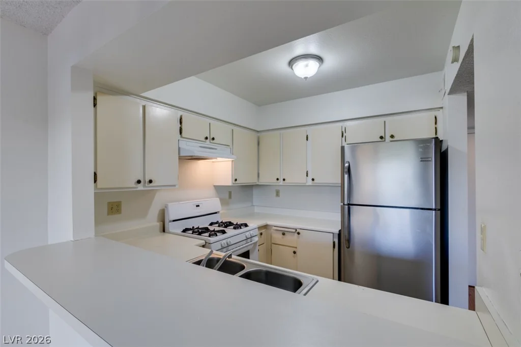 1404 Santa Anita, Las Vegas, NV 89119