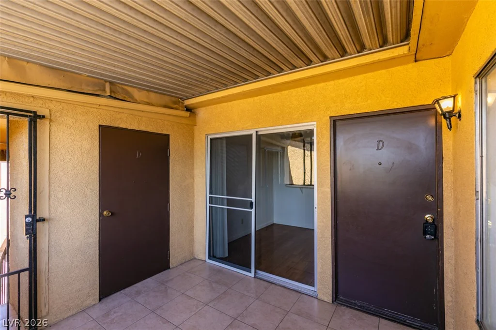1404 Santa Anita, Las Vegas, NV 89119