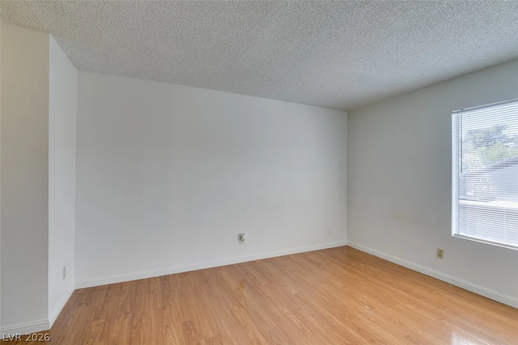 1404 Santa Anita, Las Vegas, NV 89119
