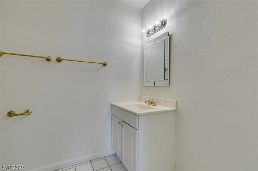 1404 Santa Anita, Las Vegas, NV 89119