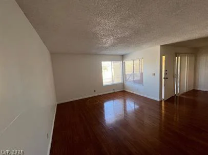 1404 Santa Anita, Las Vegas, NV 89119