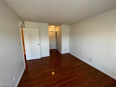 1404 Santa Anita, Las Vegas, NV 89119