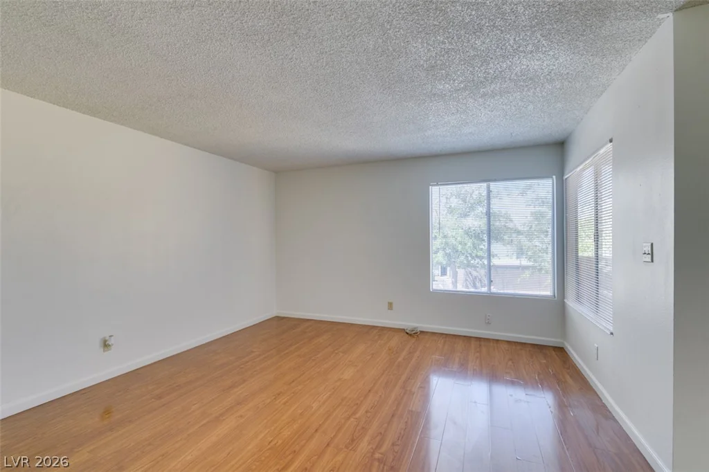 1404 Santa Anita, Las Vegas, NV 89119