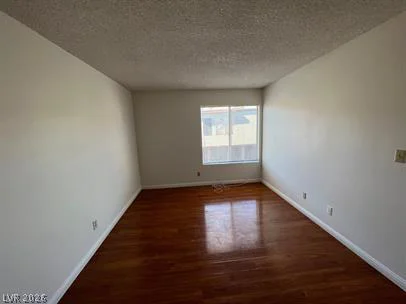 1404 Santa Anita, Las Vegas, NV 89119
