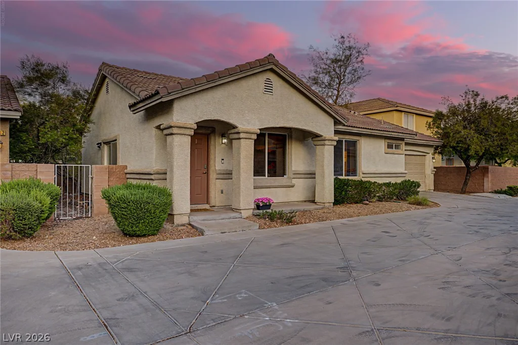 1430 Summer Glow, Henderson, NV 89012