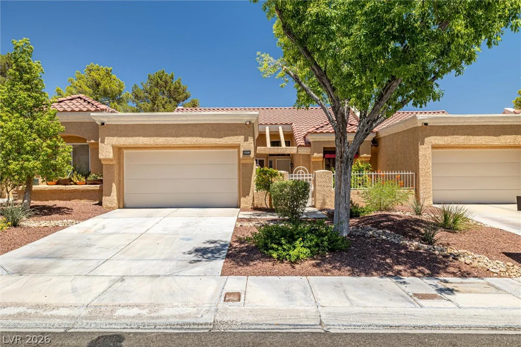9052 Gemstone, Las Vegas, NV 89134