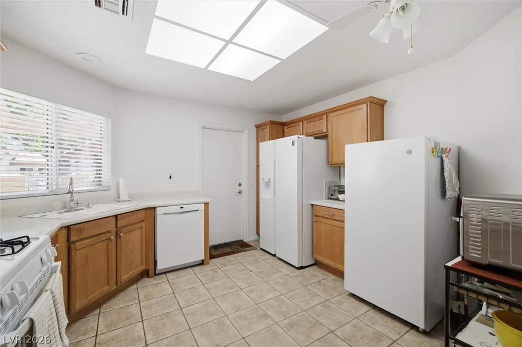 9052 Gemstone, Las Vegas, NV 89134