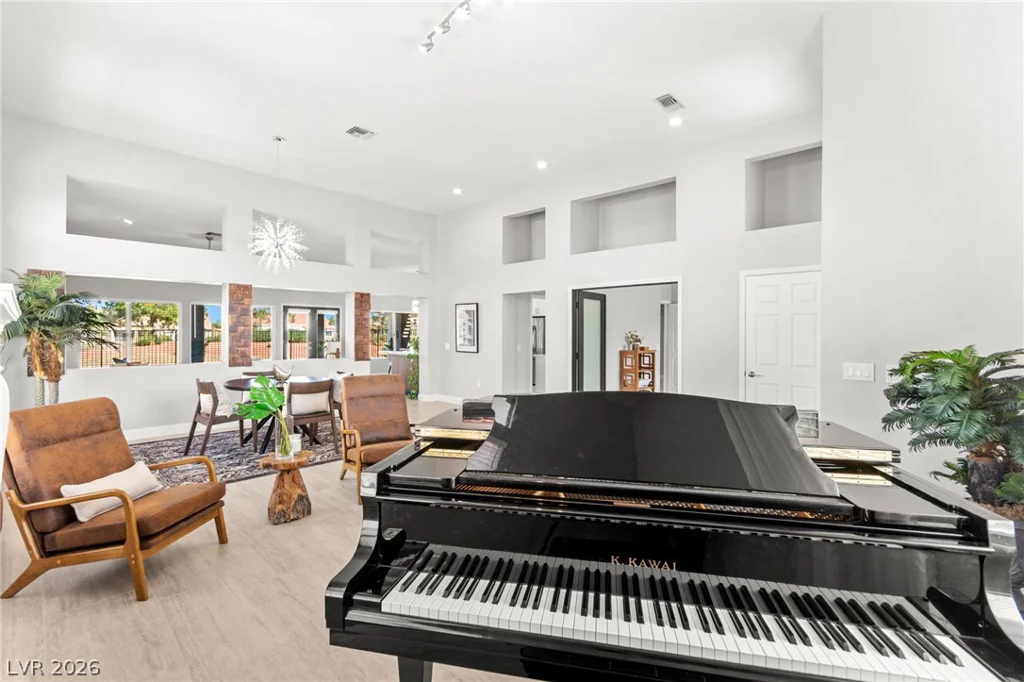 2900 Crown Ridge, Las Vegas, NV 89134