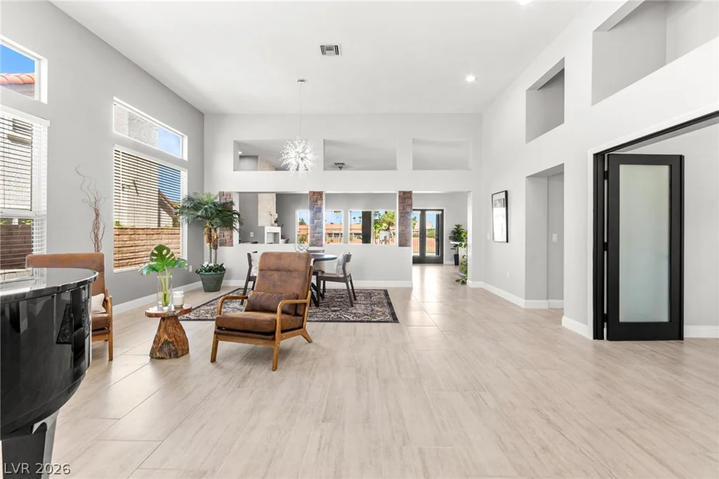 2900 Crown Ridge, Las Vegas, NV 89134