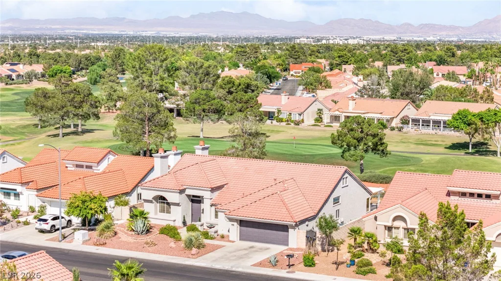 2900 Crown Ridge, Las Vegas, NV 89134