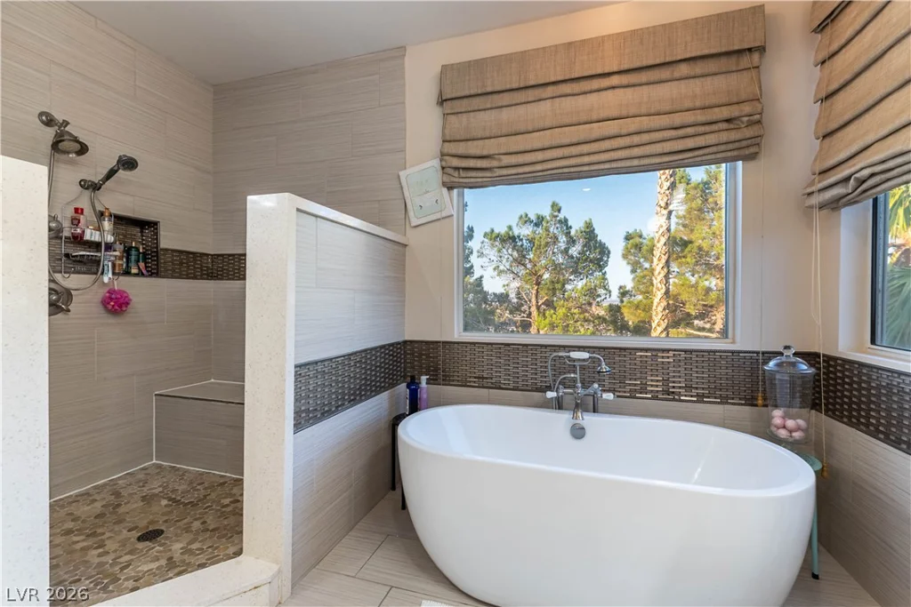 324 Glistening Cloud, Henderson, NV 89012