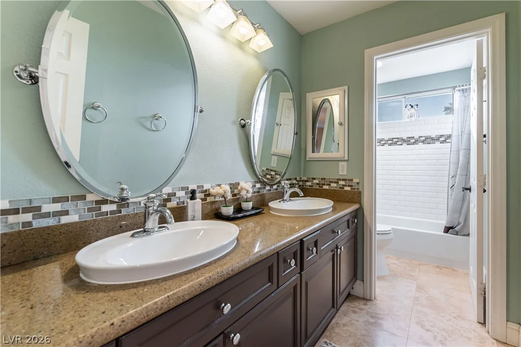 324 Glistening Cloud, Henderson, NV 89012