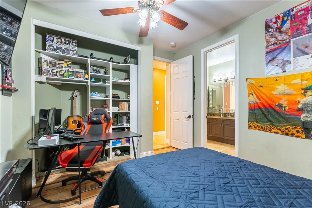 324 Glistening Cloud, Henderson, NV 89012